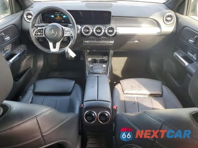 Zdjęcie 8 z 13 samochodu: 2020 MERCEDES-BENZ GLB 250 VIN:W1N4M4GB0LW045874 - miniatura