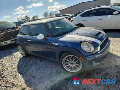Czwarte zdjęcie samochodu z boku: 2009 MINI COOPER S VIN:WMWMF73529TW88205 - miniatura