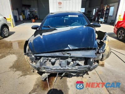 Piąte zdjęcie samochodu w środku: 2019 HYUNDAI SONATA LIMITED 2.0T VIN:5NPE34AB6KH820366 - miniatura