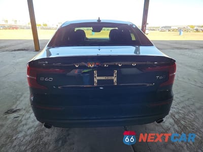 Zdjęcie 6 z 11 samochodu: 2019 VOLVO S60 T6 MOMENTUM VIN:7JRA22TKXKG007430 - miniatura