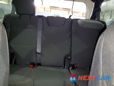 Zdjęcie 10 z 13 samochodu: 2025 JEEP WRANGLER SAHARA VIN:1C4PJXENXSW568619 - miniatura