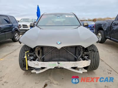 Piąte zdjęcie samochodu w środku: 2024 BMW X5 XDRIVE40I VIN:5UX23EU08R9U71800 - miniatura