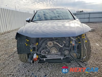 Piąte zdjęcie samochodu w środku: 2022 AUDI SQ5 PREMIUM VIN:WA1A4AFY3N2094649 - miniatura