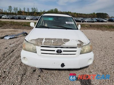 Piąte zdjęcie samochodu w środku: 2004 TOYOTA HIGHLANDER BASE VIN:JTEEP21A740006674 - miniatura