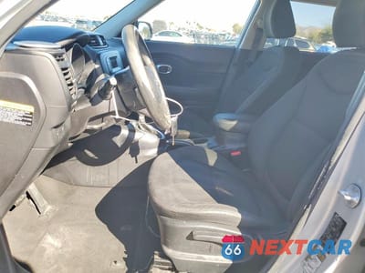 Zdjęcie 7 z 11 samochodu: 2014 KIA SOUL BASE VIN:KNDJN2A21E7708824 - miniatura