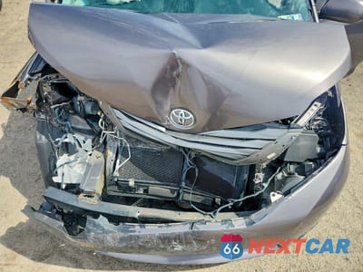 Zdjęcie 12 z 12 samochodu: 2014 TOYOTA SIENNA XLE 7-PASSENGER VIN:5TDDK3DC0ES082687 - miniatura