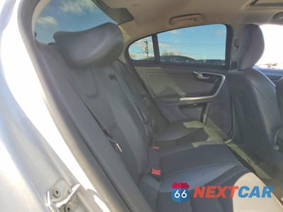 Zdjęcie 10 z 12 samochodu: 2015 VOLVO S60 PREMIER VIN:YV1612TK1F2356285 - miniatura