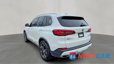 Trzecie zdjęcie samochodu z tyłu: 2019 BMW X5 XDRIVE40I VIN:5UXCR6C50KLL63413 - miniatura