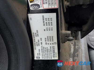 Zdjęcie 12 z 12 samochodu: 2006 HUMMER H3 VIN:5GTDN136268124718 - miniatura
