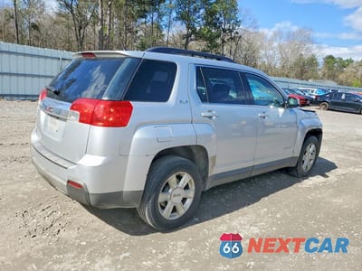 Trzecie zdjęcie samochodu z tyłu: 2010 GMC TERRAIN SLE VIN:2CTALDEW7A6280383 - miniatura