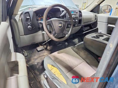 Zdjęcie 8 z 12 samochodu: 2007 CHEVROLET SILVERADO K1500 VIN:1GCEK14C27Z555015 - miniatura