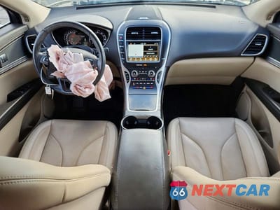 Zdjęcie 8 z 13 samochodu: 2018 LINCOLN MKX RESERVE VIN:2LMPJ8LP2JBL22920 - miniatura