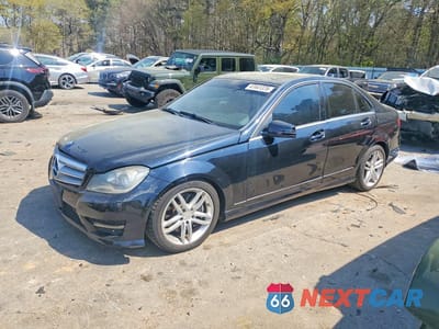 2013 MERCEDES-BENZ C 300 4MATIC WDDGF8AB8DR285856 - główne zdjęcie licytacji z USA - miniatura