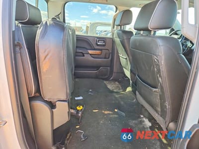 Zdjęcie 10 z 12 samochodu: 2018 CHEVROLET SILVERADO K1500 HIGH COUNTRY VIN:3GCUKTEJ9JG274888 - miniatura