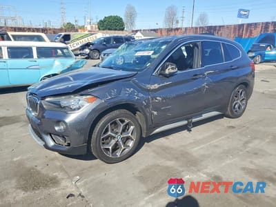 2018 BMW X1 XDRIVE28I WBXHT3C36J5K31137 - główne zdjęcie licytacji z USA - miniatura