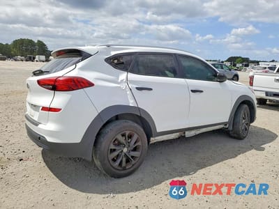 Trzecie zdjęcie samochodu z tyłu: 2021 HYUNDAI TUCSON VALUE VIN:KM8J33A41MU333350 - miniatura
