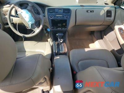 Zdjęcie 8 z 13 samochodu: 2000 HONDA ACCORD EX VIN:1HGCG1654YA082338 - miniatura