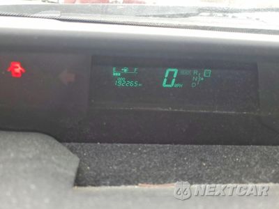 Zdjęcie 9 z 12 samochodu: 2005 TOYOTA PRIUS BASE VIN:JTDKB20U257053721 - miniatura