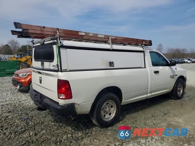 Trzecie zdjęcie samochodu z tyłu: 2019 RAM 1500 CLASSIC TRADESMAN VIN:3C6JR6DT9KG505171 - miniatura
