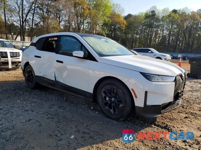 Czwarte zdjęcie samochodu z boku: 2023 BMW IX XDRIVE50 VIN:WB523CF06PCM41127 - miniatura