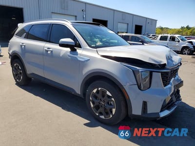 Czwarte zdjęcie samochodu z boku: 2025 KIA SORENTO S VIN:5XYRL4JCXSG334595 - miniatura