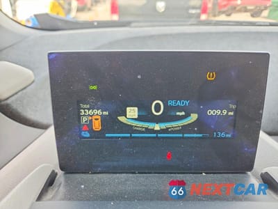 Zdjęcie 9 z 12 samochodu: 2017 BMW I3 BEV VIN:WBY1Z6C30HV949841 - miniatura