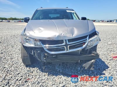 Piąte zdjęcie samochodu w środku: 2018 DODGE JOURNEY SE VIN:3C4PDCAB2JT426796 - miniatura
