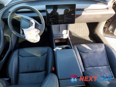 Zdjęcie 8 z 12 samochodu: 2025 TESLA MODEL 3 VIN:5YJ3E1EA1SF921055 - miniatura
