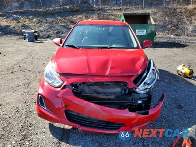 Piąte zdjęcie samochodu w środku: 2017 HYUNDAI ACCENT SE VIN:KMHCT5AE7HU307774 - miniatura