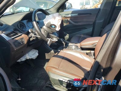 Zdjęcie 7 z 13 samochodu: 2021 BMW X1 XDRIVE28I VIN:WBXJG9C06M5T33833 - miniatura