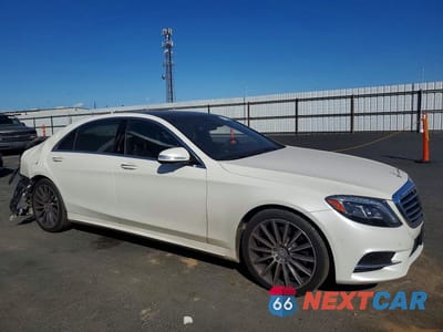 Czwarte zdjęcie samochodu z boku: 2015 MERCEDES-BENZ S 550 VIN:WDDUG8CB1FA194488 - miniatura
