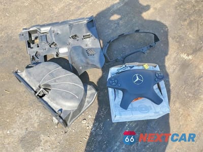 Zdjęcie 12 z 12 samochodu: 2008 MERCEDES-BENZ C 300 VIN:WDDGF54X98F090894 - miniatura