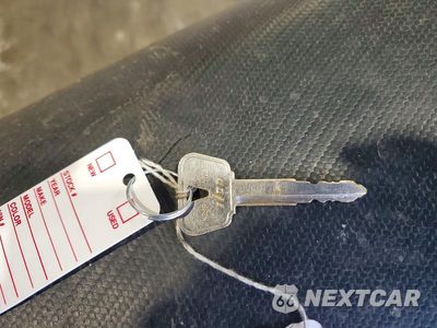 Zdjęcie 8 z 9 samochodu: 2003 YAMAHA FZS10 VIN:JYARN07E43A008249 - miniatura