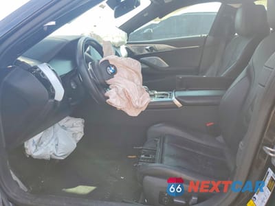 Zdjęcie 7 z 13 samochodu: 2020 BMW M850XI VIN:WBAGV8C06LCE23078 - miniatura