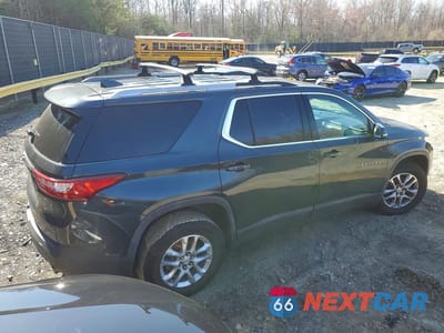 Trzecie zdjęcie samochodu z tyłu: 2018 CHEVROLET TRAVERSE VIN:1GNEVGKW3JJ119763 - miniatura