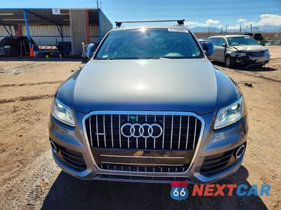 Piąte zdjęcie samochodu w środku: 2016 AUDI Q5 PREMIUM VIN:WA1C2AFP3GA124411 - miniatura