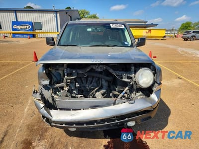 Piąte zdjęcie samochodu w środku: 2012 JEEP PATRIOT SPORT VIN:1C4NJPBB3CD509782 - miniatura