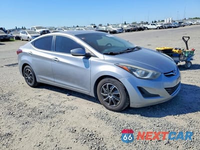 Czwarte zdjęcie samochodu z boku: 2016 HYUNDAI ELANTRA SE VIN:5NPDH4AE4GH699545 - miniatura