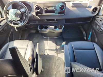 Zdjęcie 8 z 13 samochodu: 2021 MERCEDES BENZ SPRINTER 2500 DELIVERY VAN VIN:W1Y4DDHY5MT050271 - miniatura