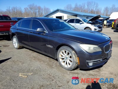 Czwarte zdjęcie samochodu z boku: 2014 BMW 740 LXI VIN:WBAYF4C53ED281692 - miniatura