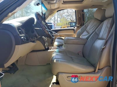Zdjęcie 7 z 13 samochodu: 2008 GMC YUKON DENALI VIN:1GKEC63868J191712 - miniatura