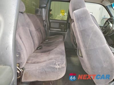 Zdjęcie 10 z 12 samochodu: 2000 CHEVROLET SILVERADO K1500 VIN:1GCEK19T1YE338864 - miniatura