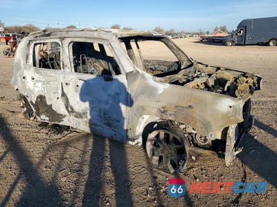 Czwarte zdjęcie samochodu z boku: 2016 JEEP RENEGADE LATITUDE VIN:ZACCJBBT7GPD51554 - miniatura