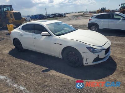 Czwarte zdjęcie samochodu z boku: 2017 MASERATI GHIBLI S VIN:ZAM57RSA2H1220964 - miniatura
