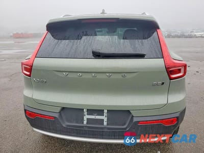 Zdjęcie 6 z 13 samochodu: 2025 VOLVO XC40 CORE VIN:YV4L12UJ2S2468924 - miniatura
