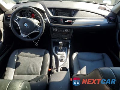 Zdjęcie 8 z 11 samochodu: 2014 BMW X1 XDRIVE28I VIN:WBAVL1C57EVY20268 - miniatura