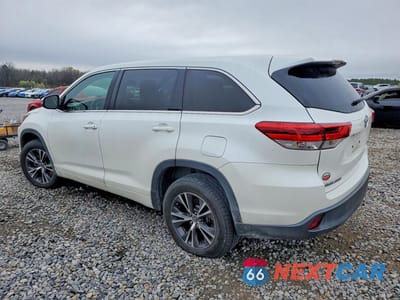 Drugie zdjęcie samochodu z przodu: 2018 TOYOTA HIGHLANDER LE VIN:5TDZZRFH6JS245866 - miniatura