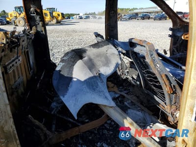 Zdjęcie 10 z 11 samochodu: 2019 CHEVROLET SILVERADO K1500 TRAIL BOSS CUSTOM VIN:3GCPYCEH6KG132542 - miniatura