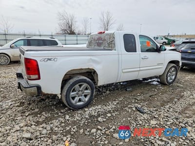 Trzecie zdjęcie samochodu z tyłu: 2013 GMC SIERRA K1500 SLE VIN:1GTR2VE74DZ138954 - miniatura