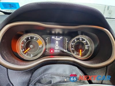 Zdjęcie 9 z 13 samochodu: 2017 JEEP CHEROKEE SPORT VIN:1C4PJMAS0HW658705 - miniatura